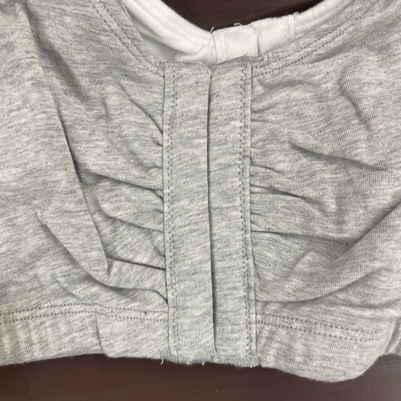 2 pack Front close back smoothing sports bras size 36 white and gray - Picture 4 of 4
